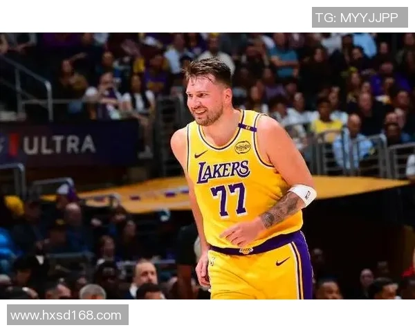 亲历NBA现场的足球明星们展现不一样的魅力与激情 亲历NBA现场的足球明星们展现不一样的魅力与激情