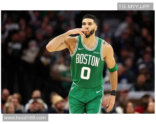 探索ay足球的魅力与技巧提升之路，助你成为球场上的明星球员